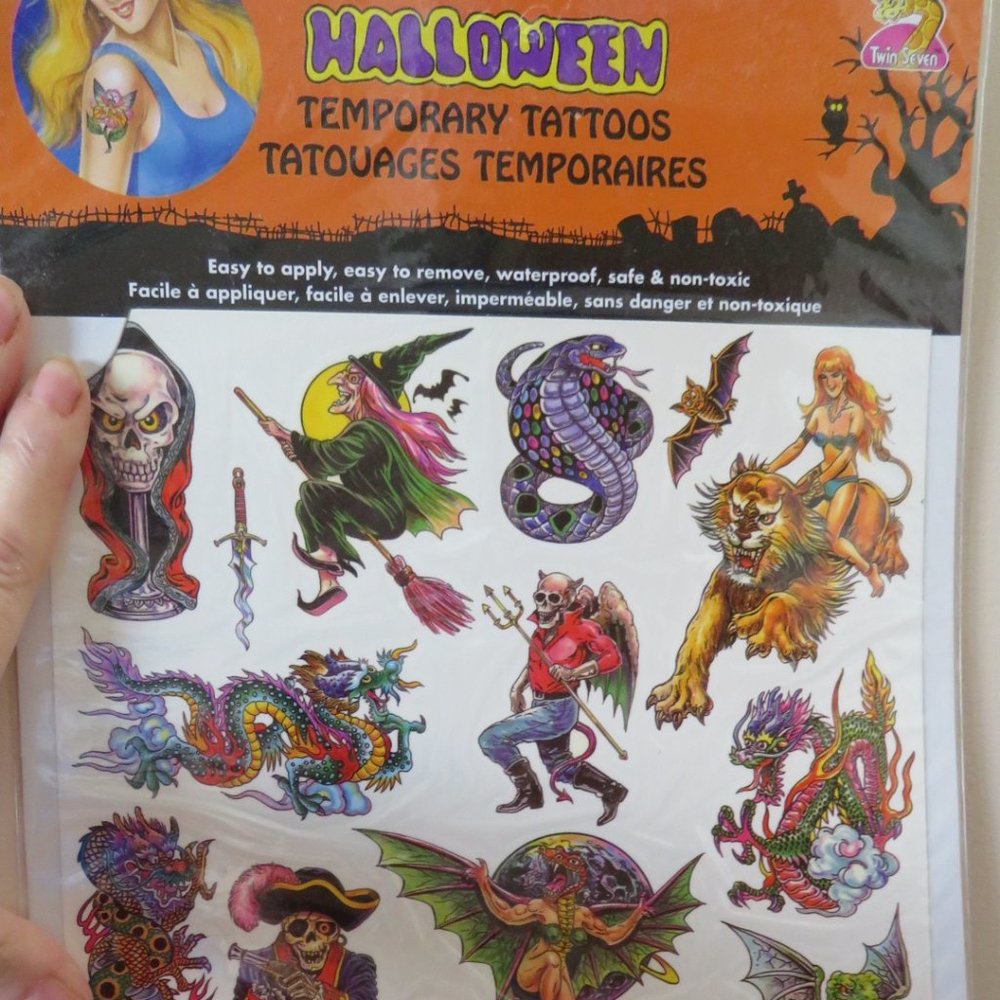 HALLOWEEN Temporary Tattoos 1 Sheet 24 Tats (K150)